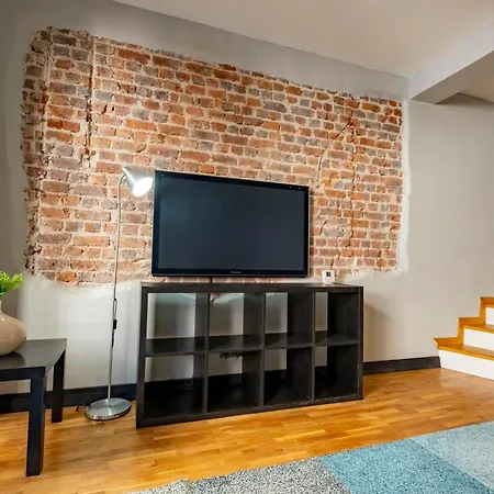 Luxury 4-bedroom House With Private Large Terrace Balcony - 2 Bathrooms * 이스탄불